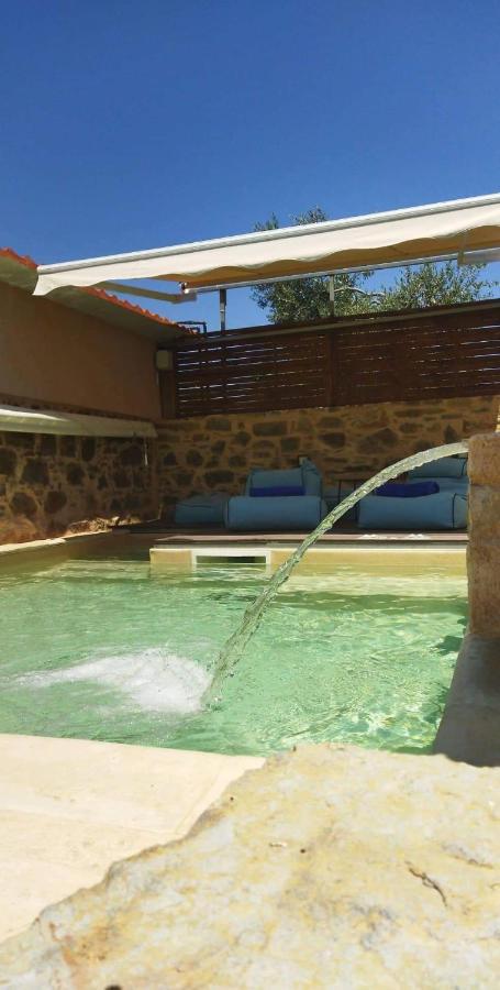 Villa Περιβόλι Του Οδυσσέα à Volissos Extérieur photo